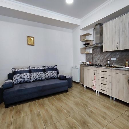 Jermuk Mini Apartment ภายนอก รูปภาพ